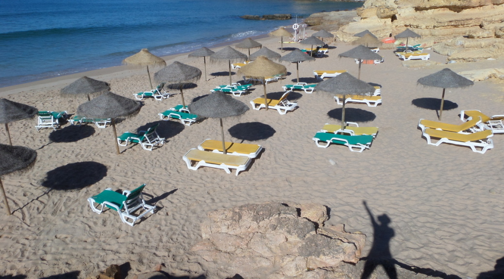 Zavial Beach Yoga Surf Fun Algarve Quinta Al Gharb 5 private Bungalows